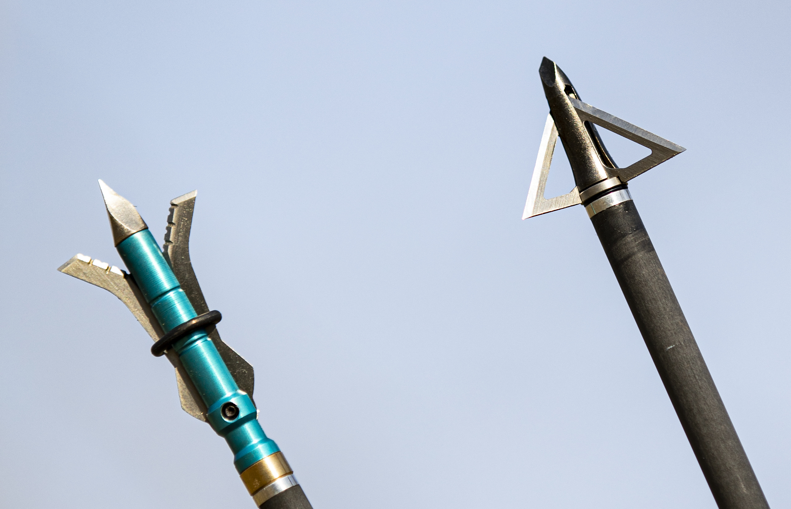 fixed and mechanical broadhead arrow